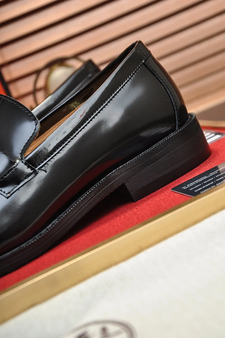 Men's shoes 💰500💶[HERMES] (cowhide lining)🍀Italian top luxury🍀He does not pursue novel styles and gorgeous colors, but attracts the favor of successful men with his flawless, elegant and classic style! This very, very comfortable, simple and stable style makes it easy to match any style! The pattern is absolutely 1:1 refined from the original case, and we strive for excellence in materials, imported cowhide + cowhide lining💪💪💪extraordinary texture👍! .Black brown code number: 38 to 45 (45 customized)